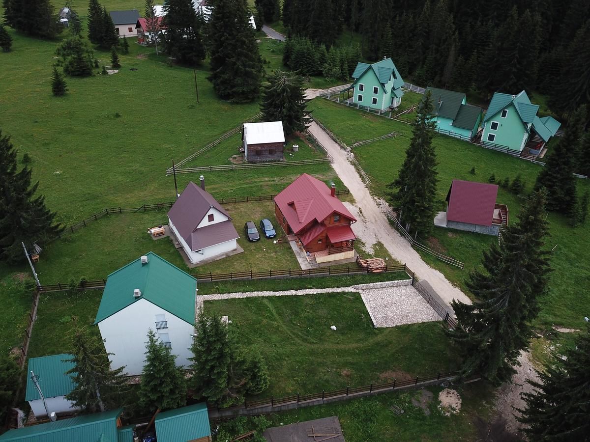 Лоджи Mountain Family House Zara Жабляк-40