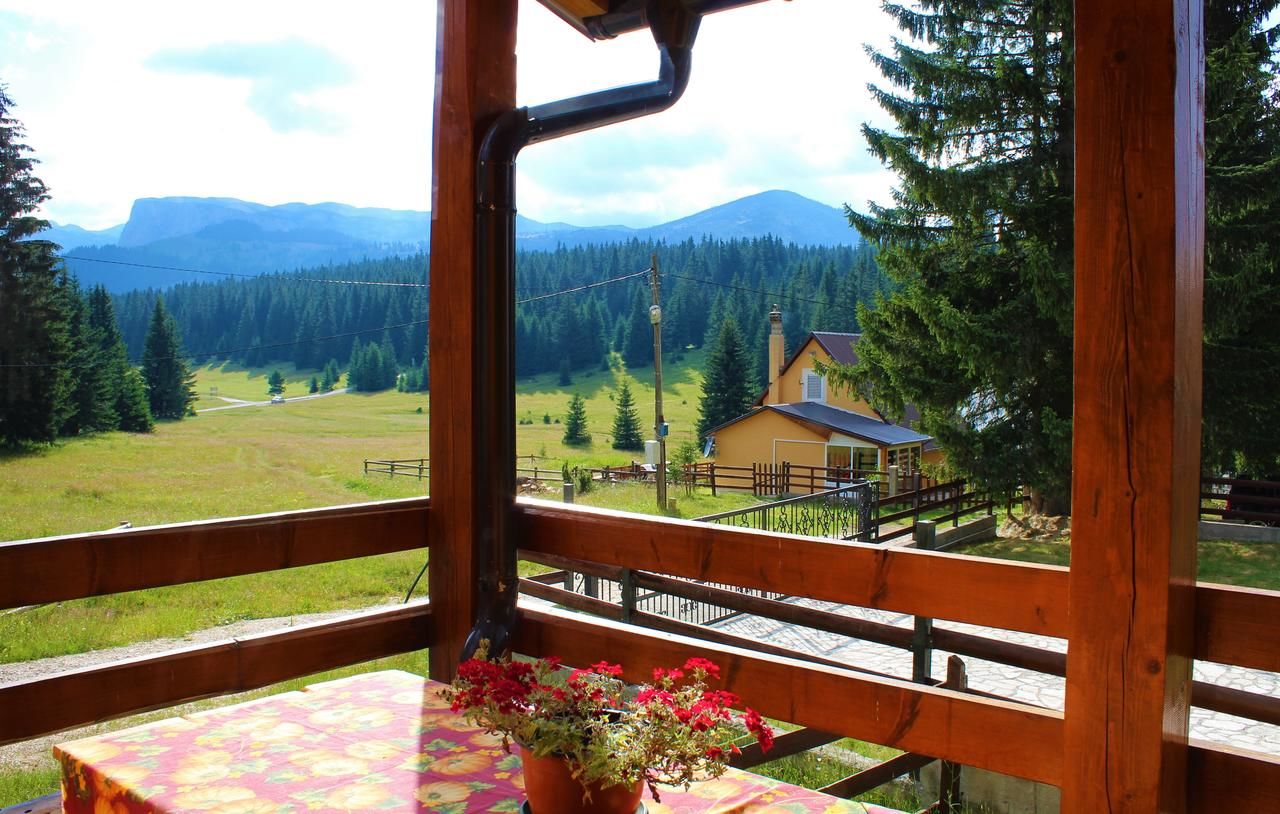 Лоджи Mountain Family House Zara Жабляк-8